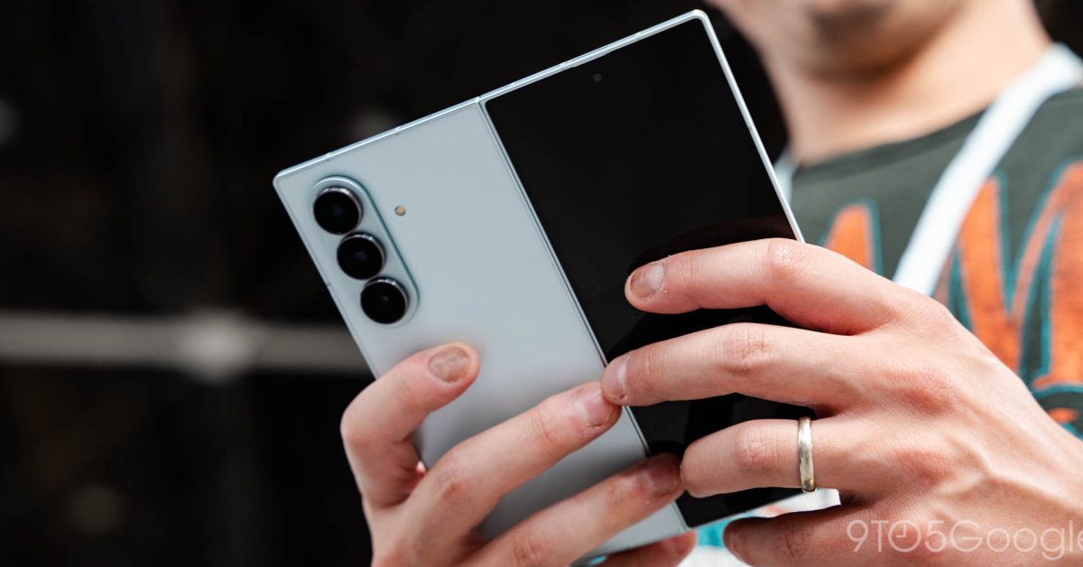 Samsung hé lộ chiến lược đối đầu Apple foldable và nâng cấp AI với Galaxy S26