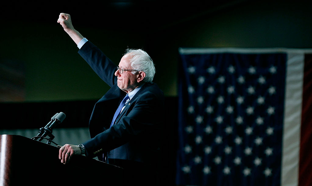 Bernie Sanders kêu gọi tuần làm việc 4 ngày nhờ AI nâng cao năng suất lao động