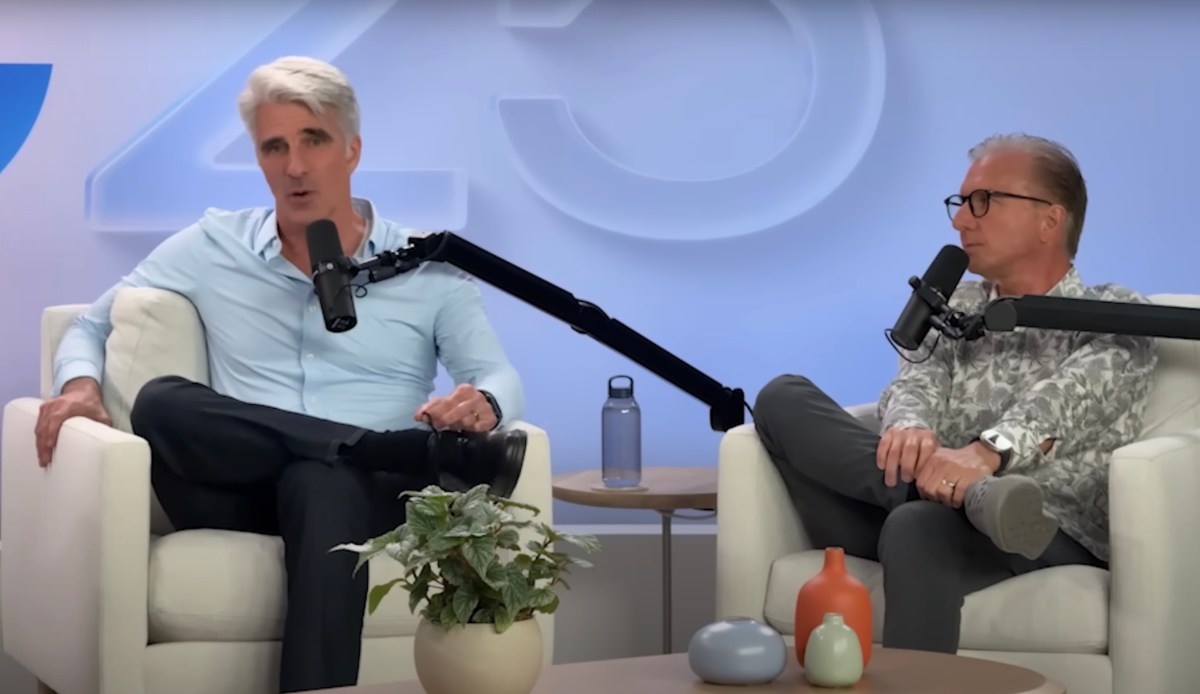 Apple phủ nhận Siri AI là 'demoware', tiết lộ lý do hoãn ra mắt đến 2026